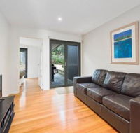 Inn Off The Reef - Accommodation Cairns
