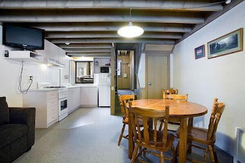 Battys - Accommodation Cairns 3