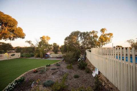 The Old Convent Dalwallinu - Accommodation Cairns 3