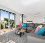 Coral Reef - Accommodation Cairns