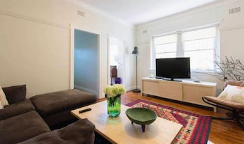 Stunning Beach Living H361 - Accommodation Cairns 1