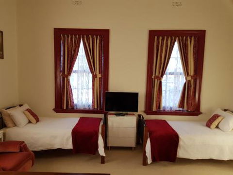 Blayney Post Office Bed & Breakfast - Accommodation Cairns 5