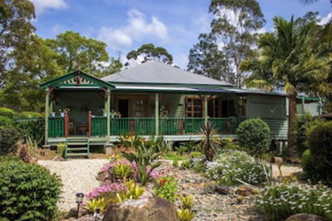 Billabong Cottage Bed & Breakfast - Accommodation Cairns 0