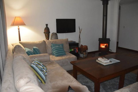 The Lodge Mapleton Falls - Accommodation Cairns 1