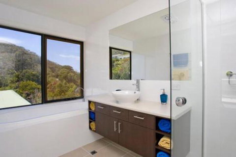 Earth Sea Sky - Accommodation Cairns 2