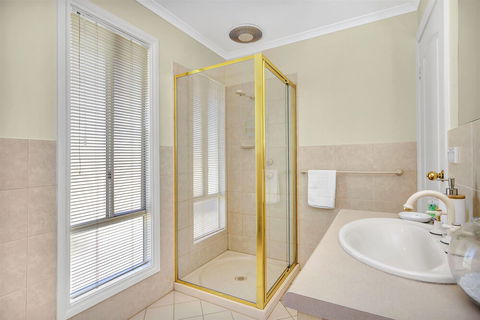 Green Reef Beach House - Accommodation Cairns 3