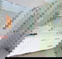 Ocean 180A - Accommodation Cairns