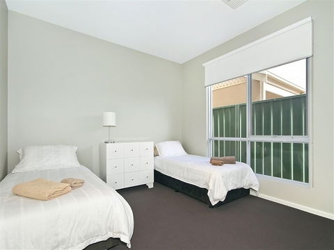 Ocean 180A - Accommodation Cairns 3