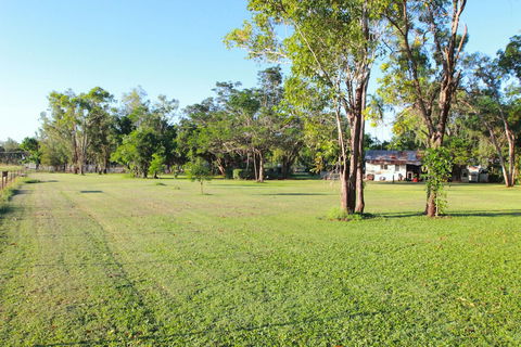 Banyan Tree Resort - Accommodation Cairns 3