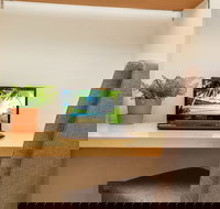 Sophisticated Apartment near Beach - Accommodation Cairns