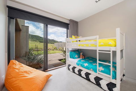 Bay Retreat - Accommodation Cairns 4