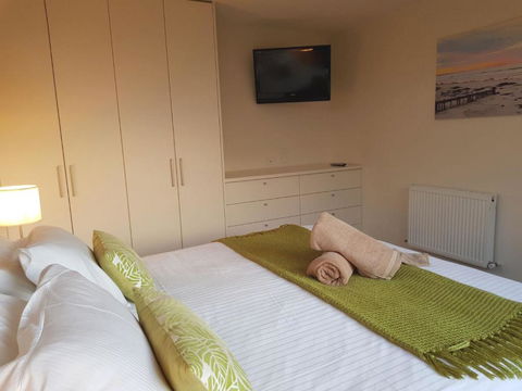 Beach Haven - Accommodation Cairns 4