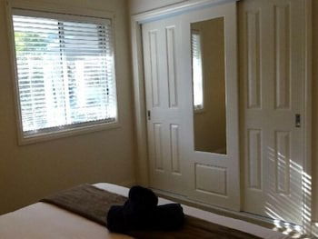 Ironbark - Deluxe Family Townhouse - Accommodation Cairns 2