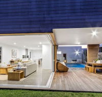 Luxe House Tweed Coast Holidays  - Accommodation Cairns
