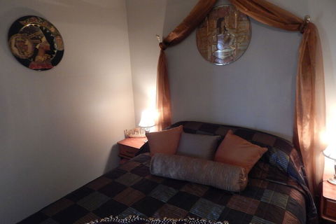 R On The Downs BnB & Spa Cottages - Accommodation Cairns 2
