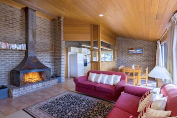 Bundilla 4- Townhouse With Free Wifi - Accommodation Cairns 1