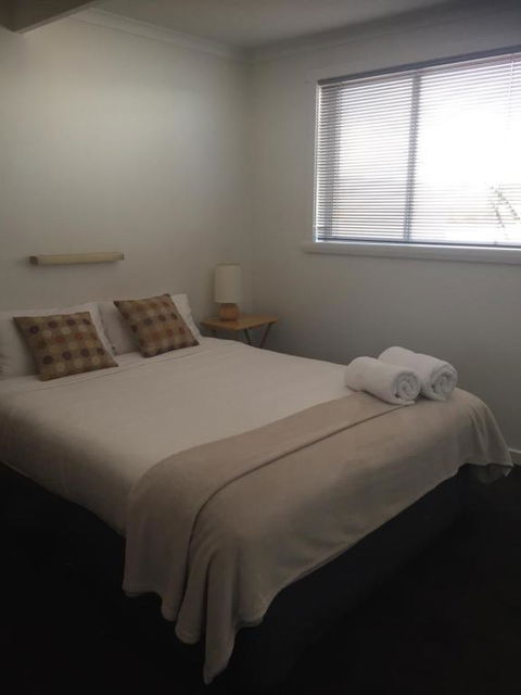 Old Pier Apartments - Accommodation Cairns 1