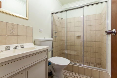 Bay Parklands Unit 50 / 2 Gowrie Avenue - Accommodation Cairns 1
