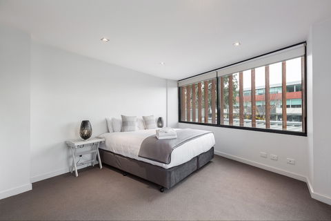 Melbourne Holiday Apartments Williamstown - Accommodation Cairns 5