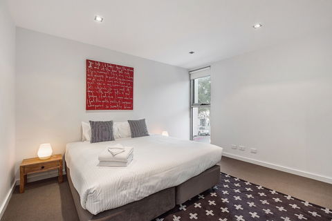 Melbourne Holiday Apartments Williamstown - Accommodation Cairns 1