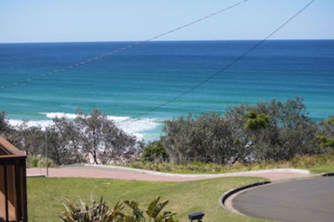 Rennies Beach House - Accommodation Cairns 0