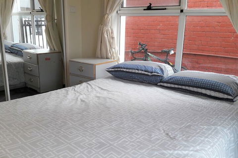15 Charles Abbotsford Mansion - Hostel - Accommodation Cairns 2