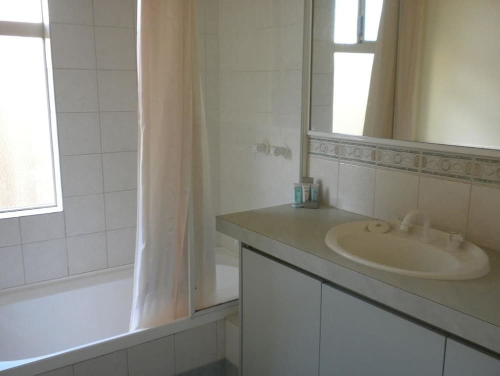 Canning Vale WA Accommodation Cairns