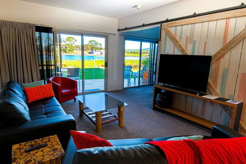 Ulverstone River Edge Apartments - Accommodation Cairns 5