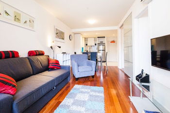 WESLEY, 2BDR Carlton Apartment - Accommodation Cairns 1