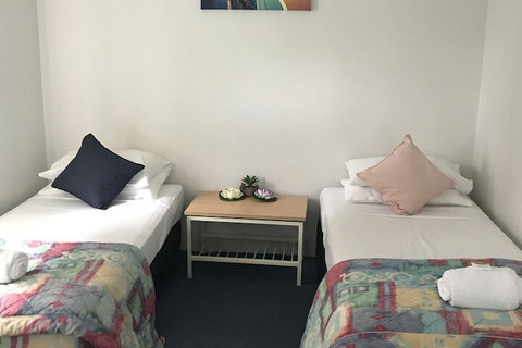 Tin Can Bay Budget Accommodation - Accommodation Cairns 2