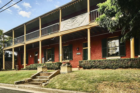 The Old Victoria - Accommodation Cairns 1