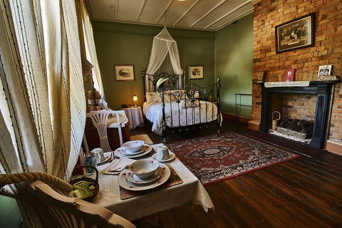 The Old Victoria - Accommodation Cairns 5