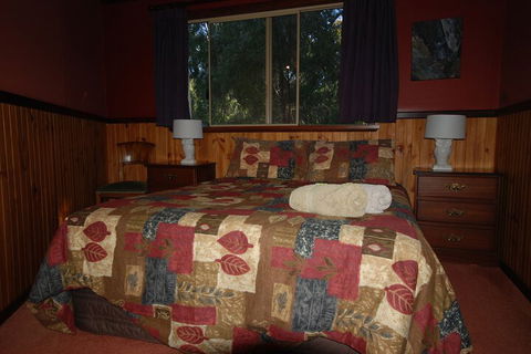 Wrenwood Chalets - Accommodation Cairns 1