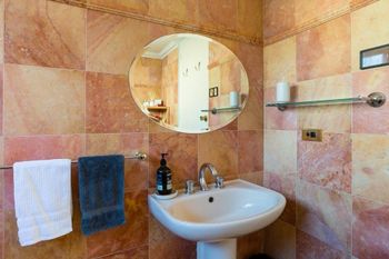 Bronte Beach House - Accommodation Cairns 3