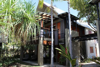Nelly Bay QLD Accommodation Cairns