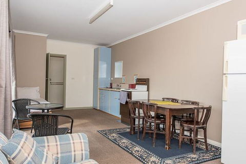 Hilltop Haven - Accommodation Cairns 5
