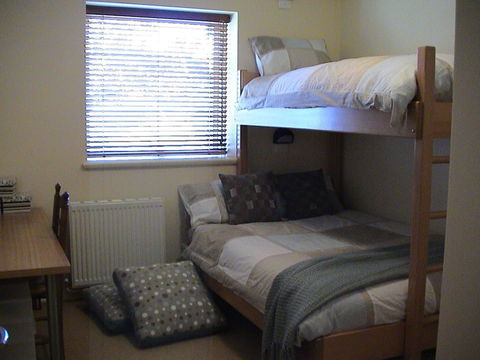 Mark II 2 West - Accommodation Cairns 1