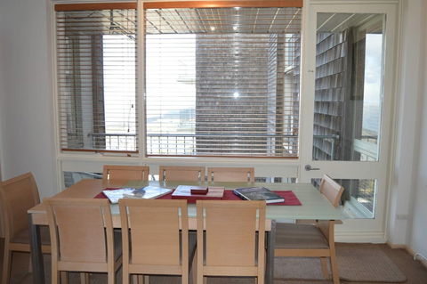 Twin Towers 504B - Accommodation Cairns 3