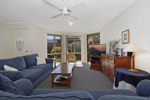 Bright Close - In The Heart Of Bright - Accommodation Cairns 0