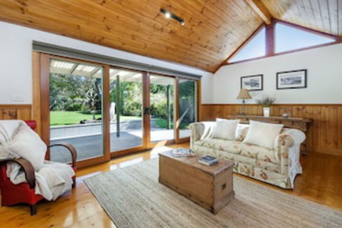 Abrahams On Bank - Accommodation Cairns 0