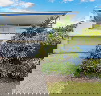 Salt Beach Holiday Home - Accommodation Cairns