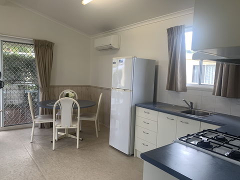 Beachfront Hallidays Point - Accommodation Cairns 5