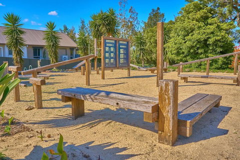 Hunter Oasis - Accommodation Cairns 5