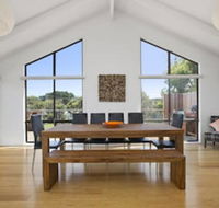 Smith Beach Getaways Beachwood House - Accommodation Cairns