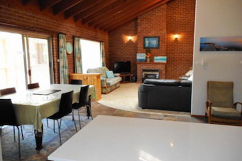 Norfolk At Hat Head - Accommodation Cairns 0