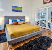 Heliconia 10 Newly Renovated House - Accommodation Cairns