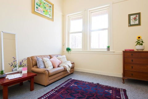 WB319 Chatswood Charmer Roomy 3 Bed Apartment - Accommodation Cairns 3