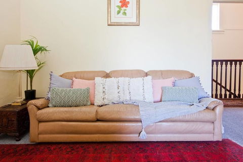 WB319 Chatswood Charmer Roomy 3 Bed Apartment - Accommodation Cairns 6