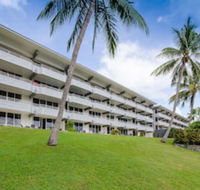 Beachfront Frangipani Apartments - Accommodation Cairns