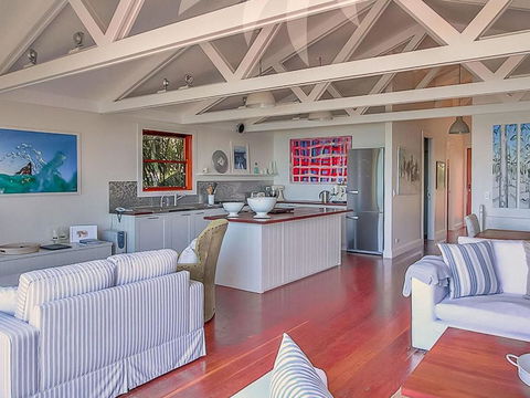 Barefoot On Blueys - Accommodation Cairns 2